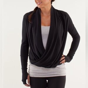 Lululemon Black Iconic Wrap Women’s Size 6